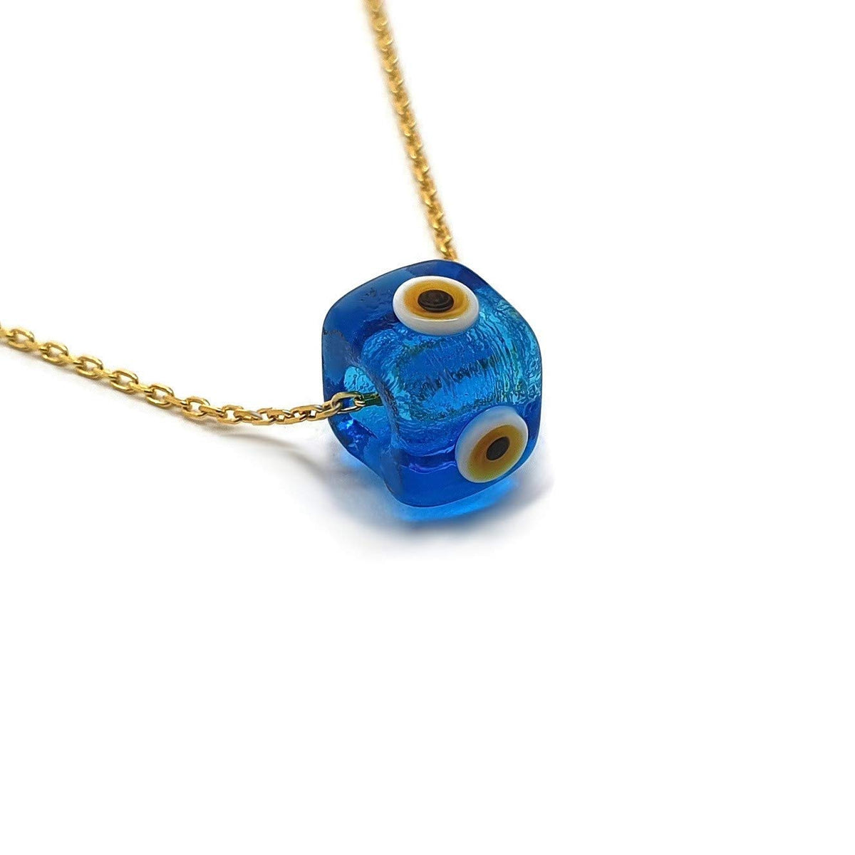 MYSTIC JEWELS by Dalia - Collar Mal de Ojo en forma cubo de Cristal Azul para la Buena Suerte - Cadena Plata de ley 925 con baño de Oro (Azul Transparente)