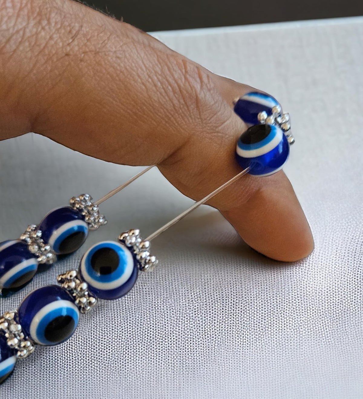 MYSTIC JEWELS - Pulsera Elástica De Protección Contra El Mal De Ojo, 2 Piezas Elásticas Amuleto De La Suerte Hamsa (Mano De Fátima); Blue Eye Bead Bracelets, Unisex Lucky Bracelet