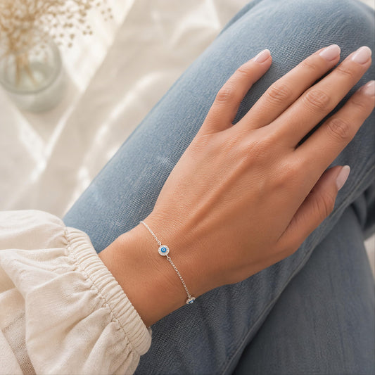 MYSTIC JEWELS - Pulsera Ojo Turco de Plata 925 con Baño de Rodio, 3 Mini Amuletos Evil Eye con Circonitas, Cadena Ajustable 16+3 cm, Joyería de Protección