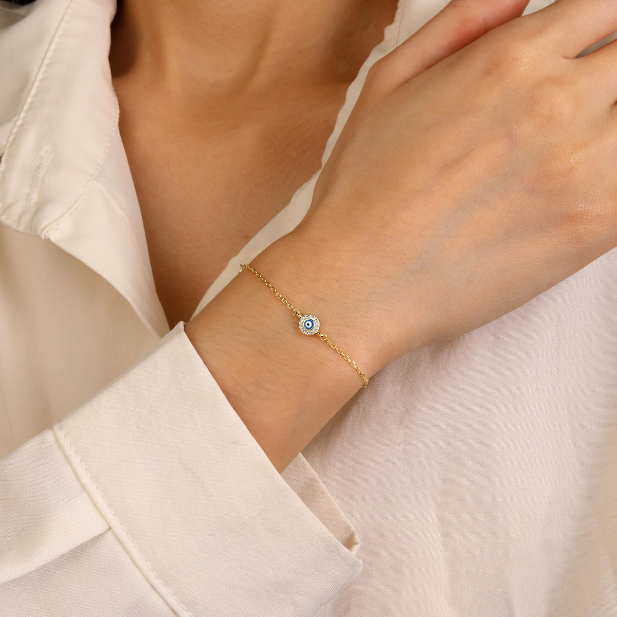 MYSTIC JEWELS - Pulsera Ojo Turco de Plata 925 Chapada en Oro, 3 Mini Evil Eye Amuletos con Circonitas, Cadena Ajustable 16+3 cm, Joyería de Protección