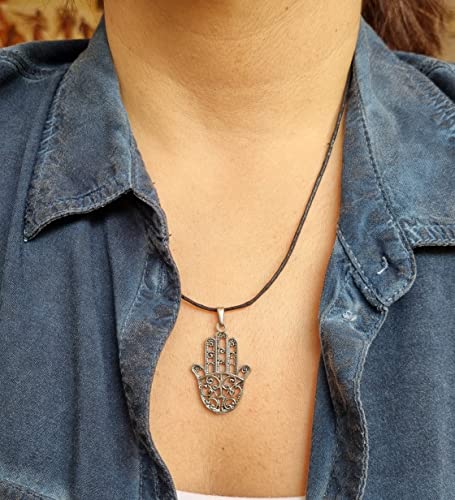 MYSTIC JEWELS - Hand of Fatima (Hamsa) pendant for good luck and evil eye, women and men, gift (Model 1)