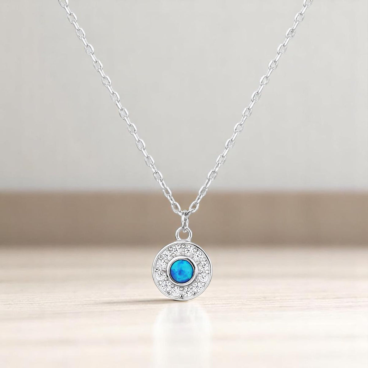 MYSTIC JEWELS - Collar de Plata let 925 - Colgante de Ópalo Sintético Azul y Circonitas, Cadena Delicada, Diseño Minimalista, Joya para Mujer