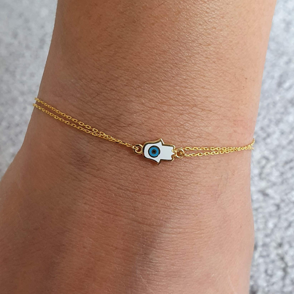 MYSTIC JEWELS By Dalia - Pulsera Esmaltada Mano de Fatima y Ojo Turco- Doble Cadena - Plata de Ley 925 - Minimalista (Dorada)