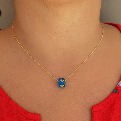 MYSTIC JEWELS by Dalia - Collar Mal de Ojo en forma cubo de Cristal Azul para la Buena Suerte - Cadena Plata de ley 925 con baño de Oro (Azul Transparente)