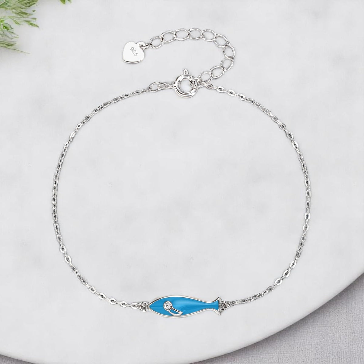 MYSTIC JEWELS – Pulsera de Cadena con Dije de Pez en Plata 925 – Esmalte Azul y Circonita – Diseño Minimalista con Acabado en Rodio – Ajustable 16 + 3 cm – Con Bolsita de Regalo