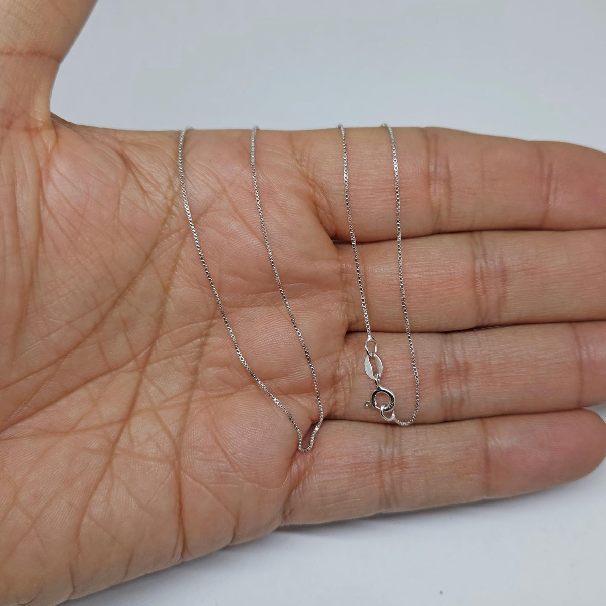 MYSTIC JEWELS - Cadena Veneciana Fina de Plata de Ley 925 con baño de Rodio, para Mujer, Disponible en 40, 45, 50, 55, 60, 70 cm