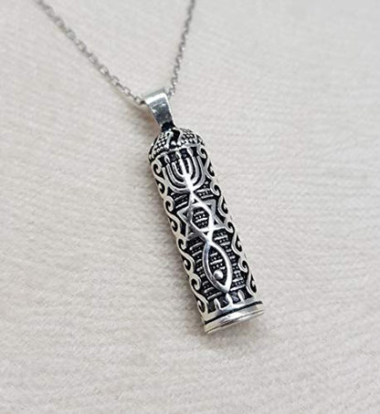 MYSTIC JEWELS par Dalia - Argent sterling 925 conçu pour la chance Mezouza des symboles Mesies avec chaîne en argent