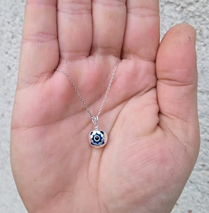 MYSTIC JEWELS By Dalia - 925 Sterling Silver and Crystal Evil Eye Necklace, Minimalist, in different Shapes (Hand, Star, Round) (4 Corners)